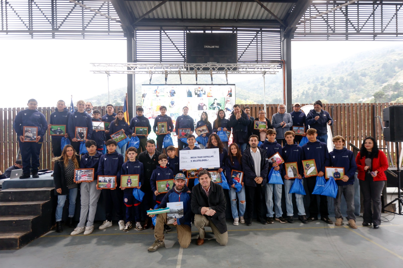 Team Zapallar 2025: 30 deportistas reciben becas municipales y apoyo técnico especializado